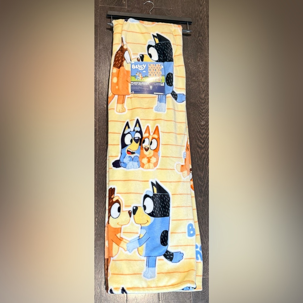 Bluey Plush Blanket 60x90” - Picture 2 of 2